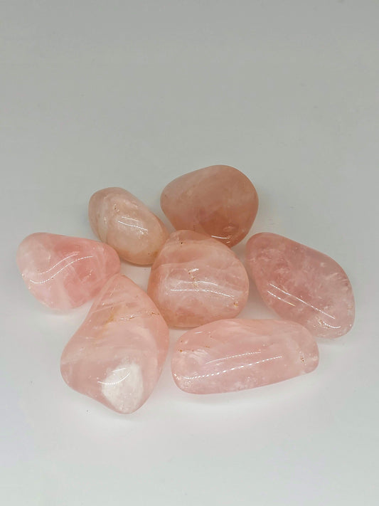 Rose Quartz -Tumbled Stone