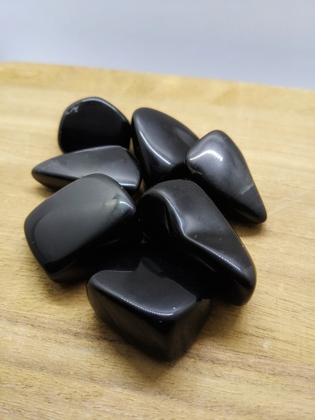 Black Obsidian Tumbled Stones