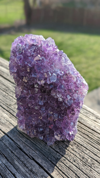 Druzy Amethyst Cutbase